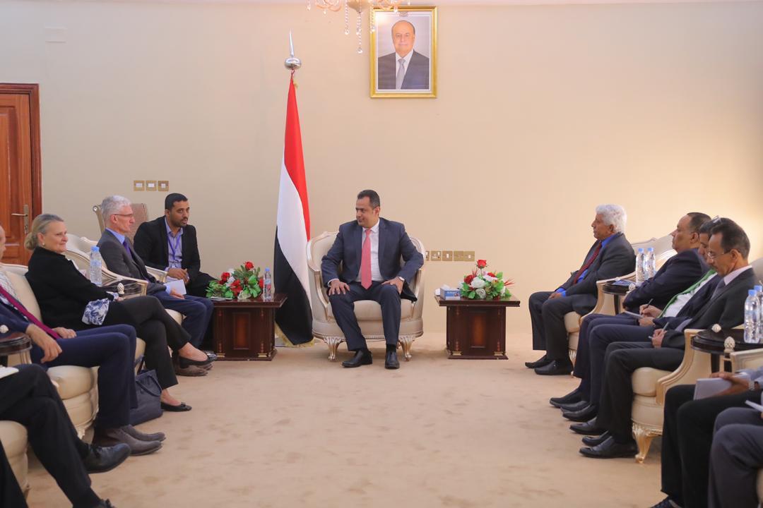 رئيس الوزراء: الحوثيون غير جادين في السلام وانقلابهم سبب كل الخراب الذي حل باليمن