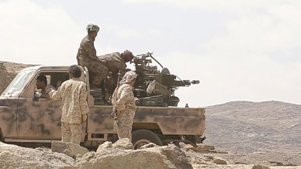 الجيش يحرر مواقع استراتيجية في محيط مديرية كتاف غربي صعدة 