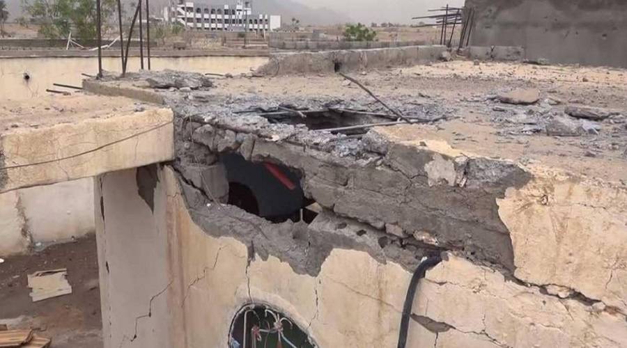 مليشيا الحوثي تستهدف منازل المواطنين في حيس بالحديدة