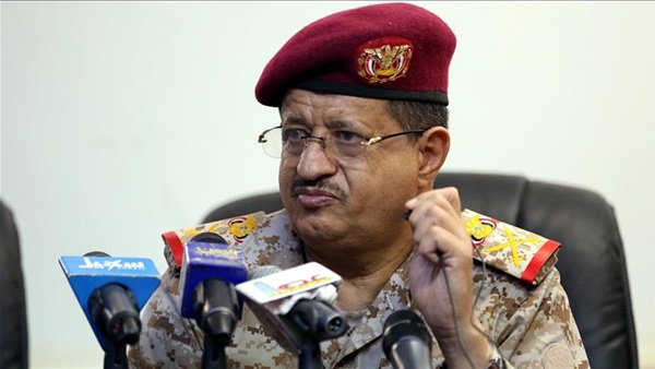 وزير الدفاع: الشعب اليمني لا يمكن أن يقبل ببقاء مليشيا الحوثي  