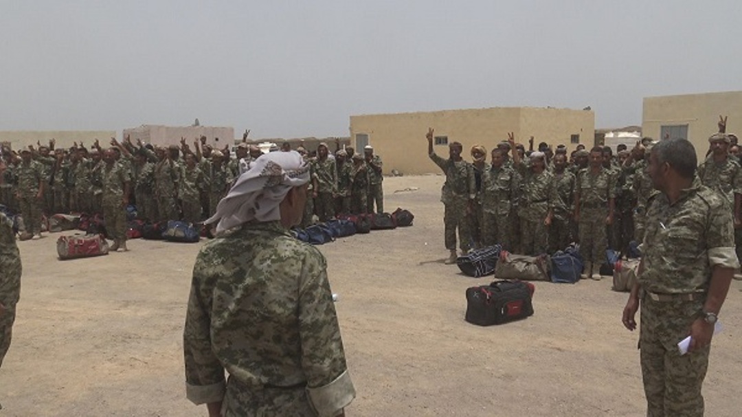 قوات طارق عفاش تسيطر على معسكرٍ في تعز 
