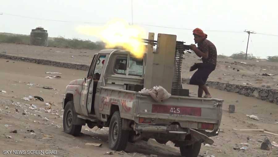 معارك شرسة بين قوات العمالقة والحوثيين جنوب مدينة الحديدة