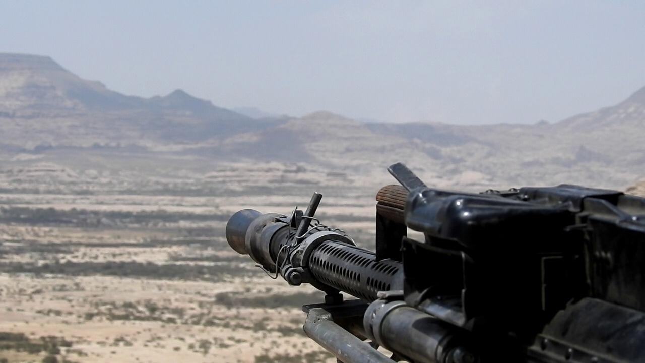 قوات الجيش تحرر مواقع جديدة في مسقط رأس زعيم الحوثيين