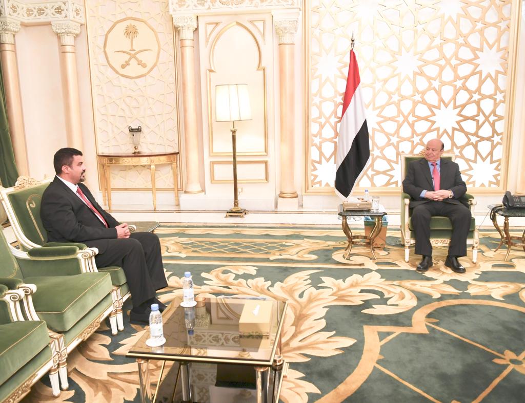 الرئيس هادي يشدد على ضرورة تفعيل أجهزة الدولة في عدن