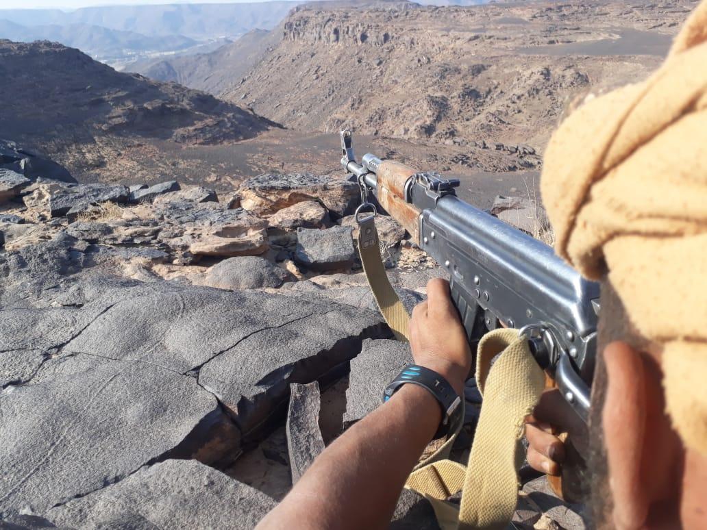 قوات الجيش تحقق تقدما جديدا في مديرية باقم بمحافظة صعدة (فيديو)