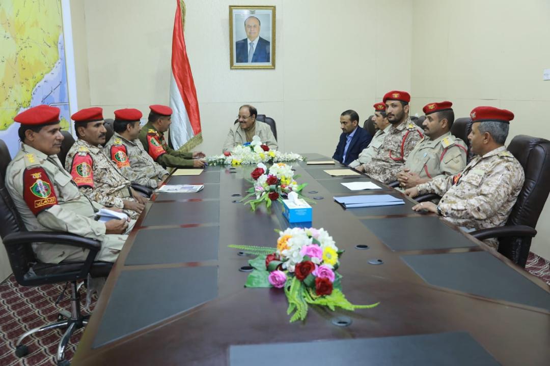 نائب الرئيس يلتقي قيادات قوات الشرطة العسكرية في عدد من المحافظات  