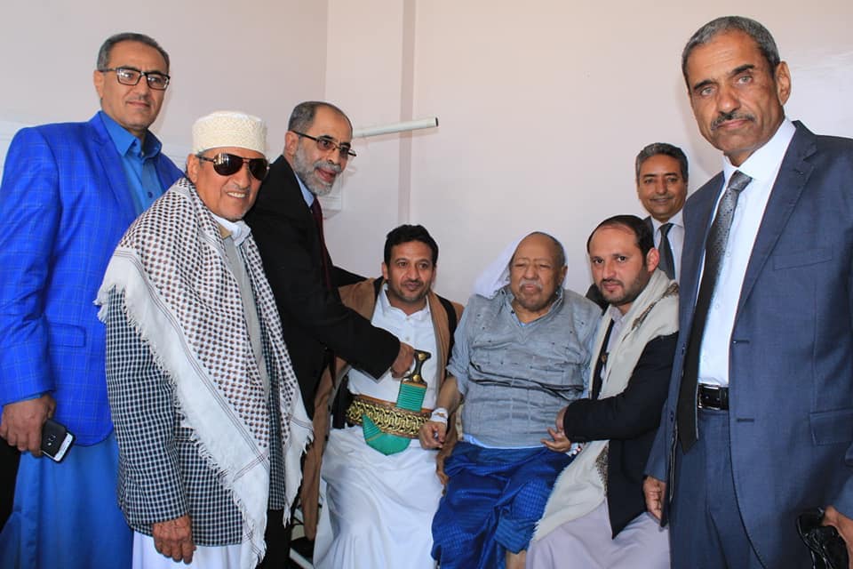 الحوثيون يمنعون قياديا بالحزب الاشتراكي من تلقي العلاج في الخارج