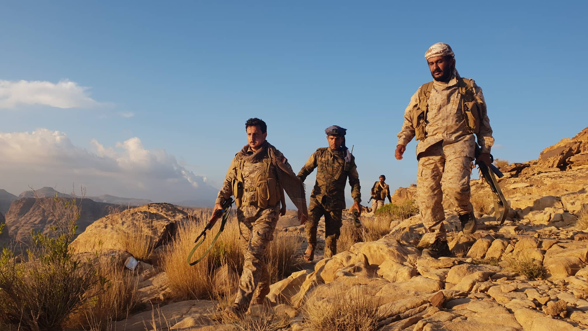 قوات الجيش تحرر مواقع استراتيجية بمحافظة صعدة
