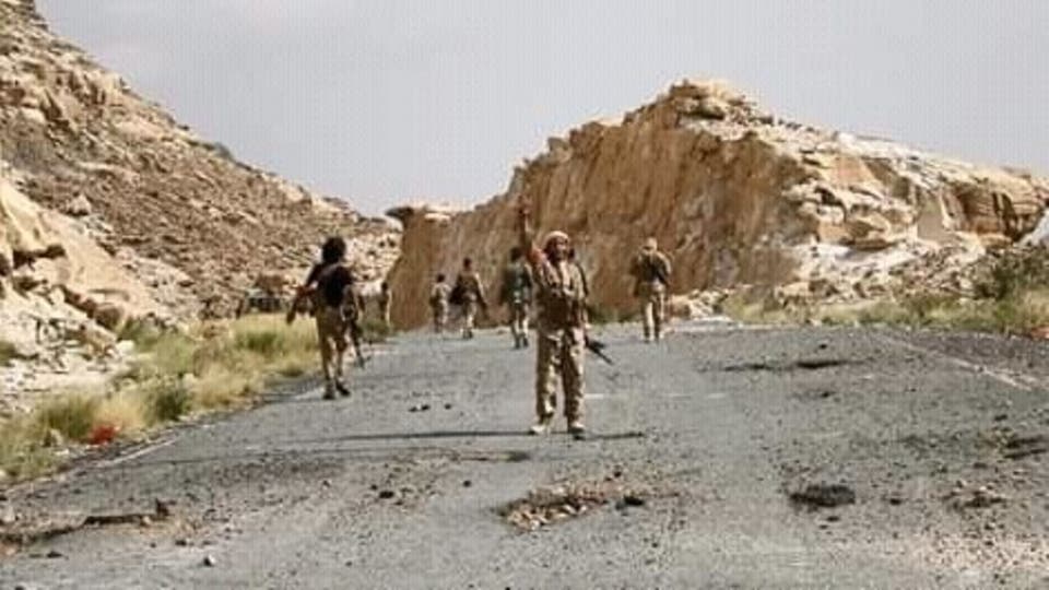 الجيش يسيطر على مواقع استراتيجية شمال شرق تعز ويتقدم في باقم بصعدة