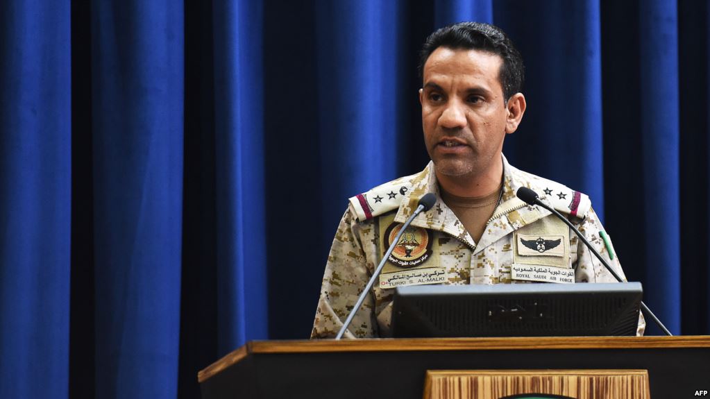 التحالف يتهم الحوثيين بعرقلة انطلاق قافلة إغاثية من ميناء الحديدة إلى صنعاء