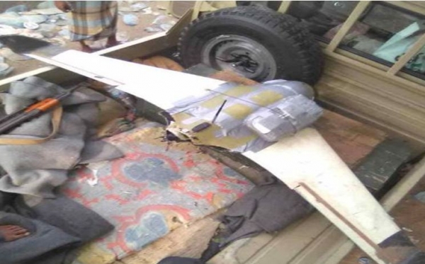 القوات الحكومية تسقط طائرة مسيرة حوثية في الحديدة