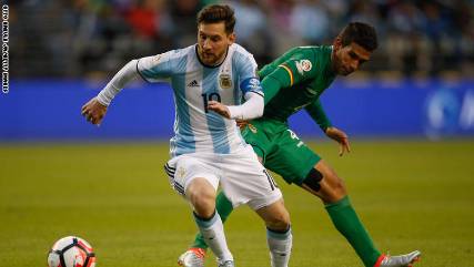 الأرجنتين وتشيلي يكملان عقد المتأهلين إلى ربع النهائي