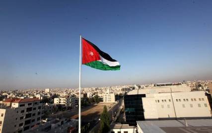 الأردن يبدأ بتطبيق فرض “التأشيرة” على اليمنيين منتصف ديسمبر الجاري