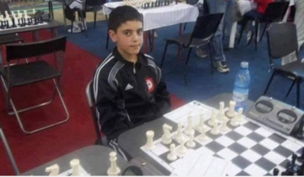 الطفل التونسي محمد حميدة..  يتخلى عن لقب بطولة العالم للشطرنج بعد انسحابه منها رافضاً مواجه متسابق "إسرائيلي"