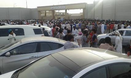جدة: تسليم سبعة آلاف إقامة عبر «العنوان الوطني» بالتوازي مع تسجيل مستضيفي الزائرين اليمنيين