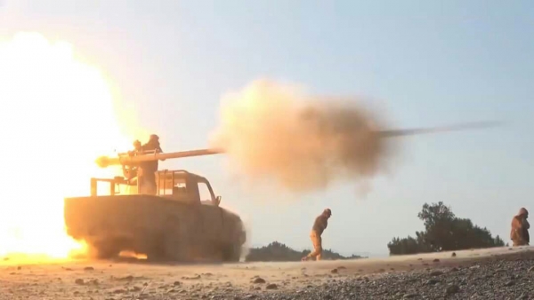 مدفعية الجيش تدمر تعزيزات لمليشيا الحوثي جنوبي مأرب