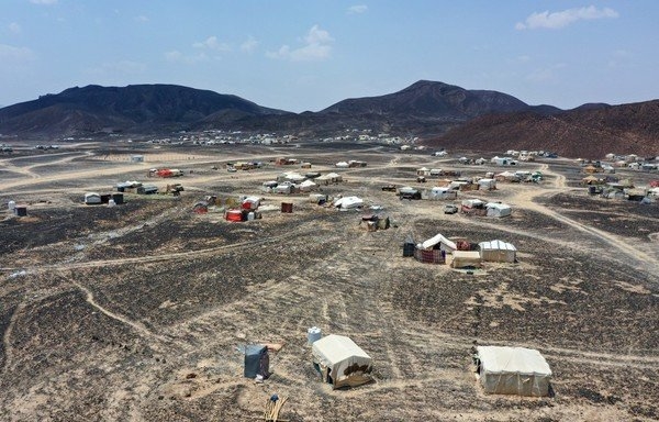 المر صد الأورومتوسطي:  واقع مأساوي يعيشه النازحون في مخيمات النازحين بمأرب