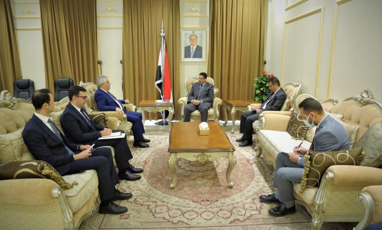 وزير الخارجية اليمني يثمن موقف تركيا الثابت في دعم جهود عملية السلام
