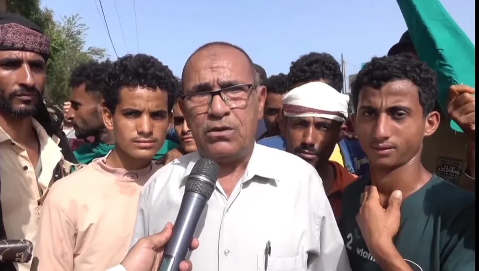 القيادي بالمقاومة الشعبية في المخا المنصوب: حشود ساحل تعز رسالة وفاء يمنية للسعودية ودول الخليج