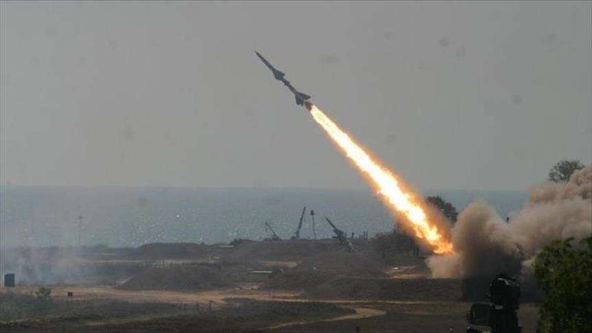 إعلام: الجيش الإسرائيلي يعترض صاروخ "أرض - أرض" قرب إيلات أطلق من اليمن