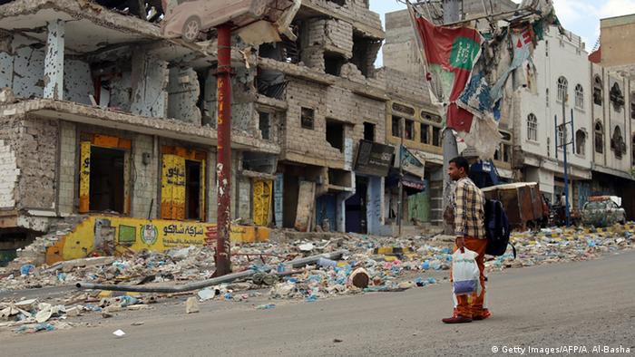 بعد استهداف تعز: الحكومة تطالب الأمم المتحدة بالتحرك لردع الانتهاكات الحوثية