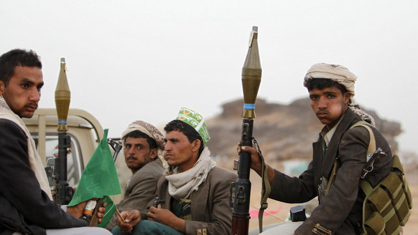 مسؤول حكومي: حشود الحوثيين في تعز ومأرب لم تحدث منذ بداية الحرب