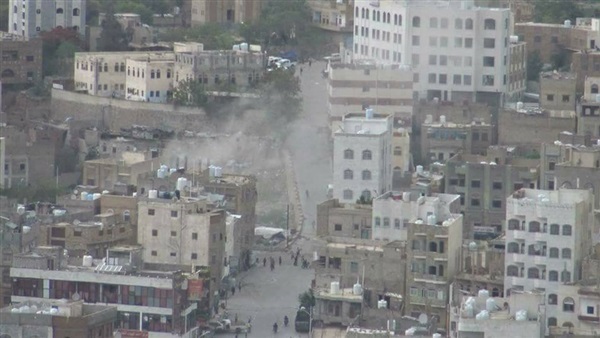 قتلى وجرحى من المدنيين بقصف للحوثيين استهدف أحياء سكنية بتعز