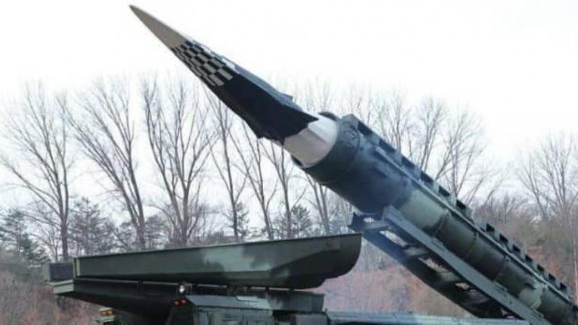صاروخ حوثي بنكهة إيرانية.. معلومات عن سلاح الحوثيين الجديد