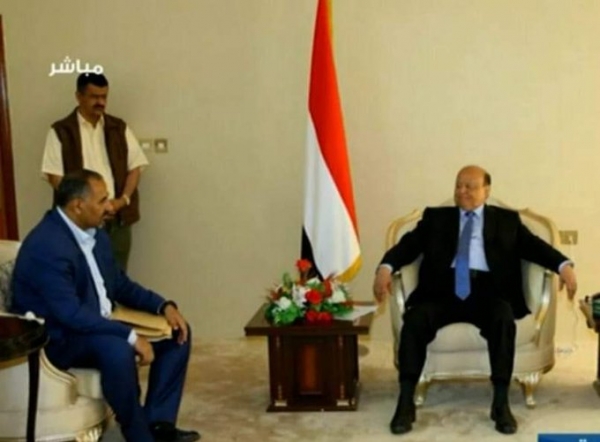 الرئيس هادي يلتقي وفد الانتقالي بحضور السفير السعودي