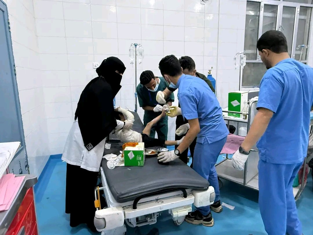 كارثة إنسانية في مأرب.. حريق منزل يودي بحياة 7 أطفال وامرأة حامل ويصيب 9 آخرين