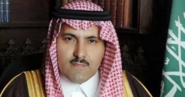 السفير السعودى:  لا حصار على الحوثيين يمنع المساعدات الطبية لهم.. ومطار صنعاء مفتوح