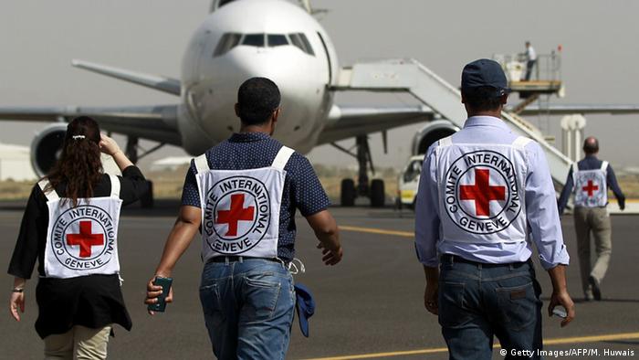 الصليب الأحمر يحسم الجدل حول تأخير صفقة تبادل الأسرى بين الحكومة والحوثيين