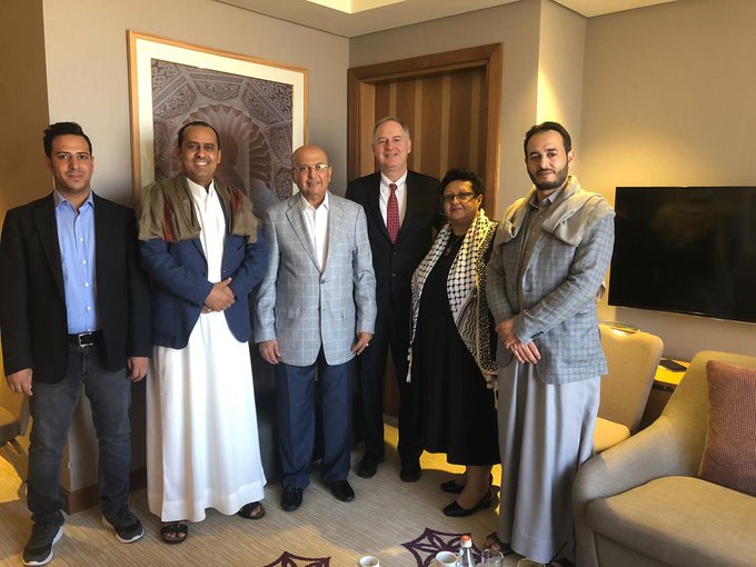 السفير الأمريكي لدى اليمن يلتقي وفد حزب المؤتمر الشعبي العام في مسقط .. تفاصيل