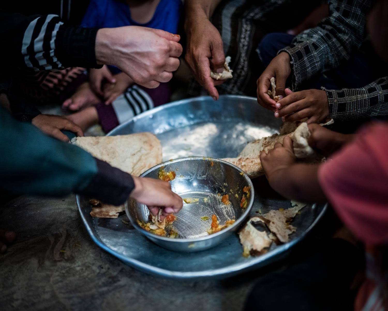 الجوع يهدد نصف اليمنيين في مناطق سيطرة الحوثيين