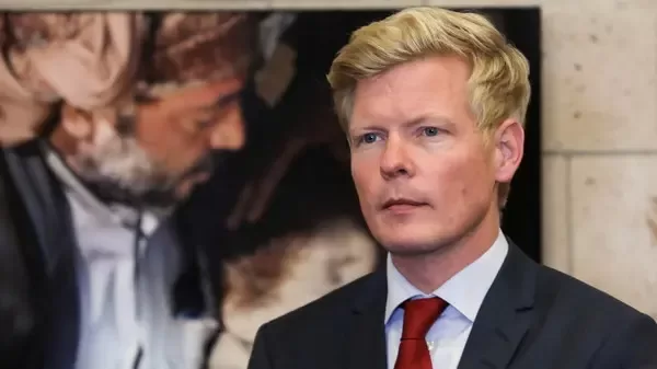 ميليشيا الحوثي تهاجم المبعوث الأممي وتلوّح بإنهاء مهمته إذا واصل "تمثيل طرف واحد"