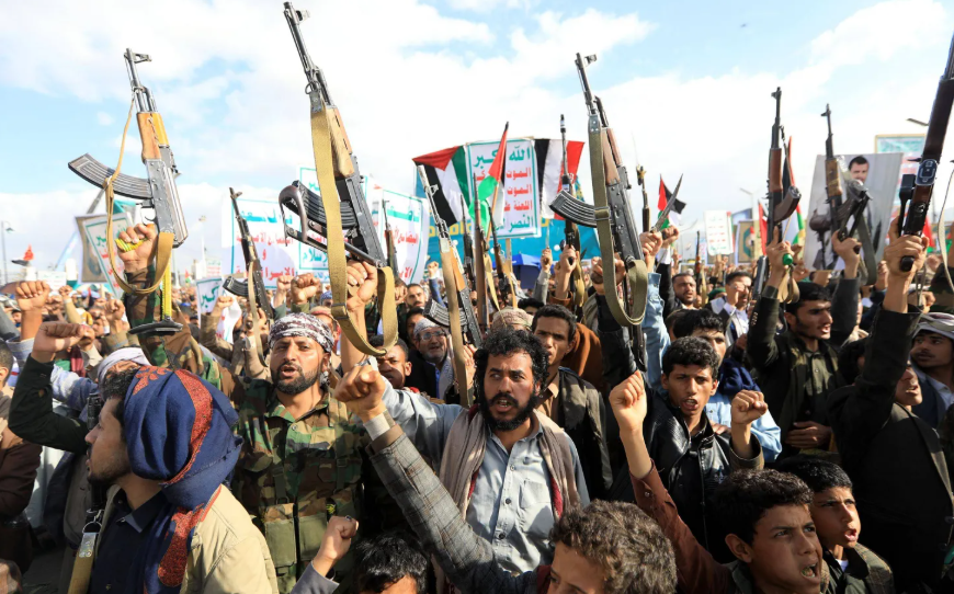 الحوثيون.. تخمة وثراء فاحش على حساب اليمنيين ومهتمون يتحدثون لـ"برّان برس" عن فساد “عابر للحدود”