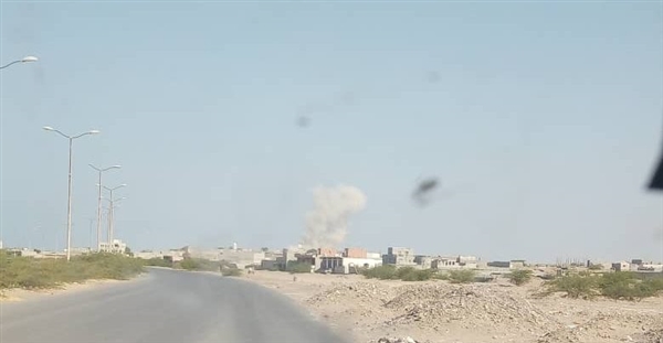 قصف حوثي يستهدف منازل المواطنين جنوب مدينة الحديدة 