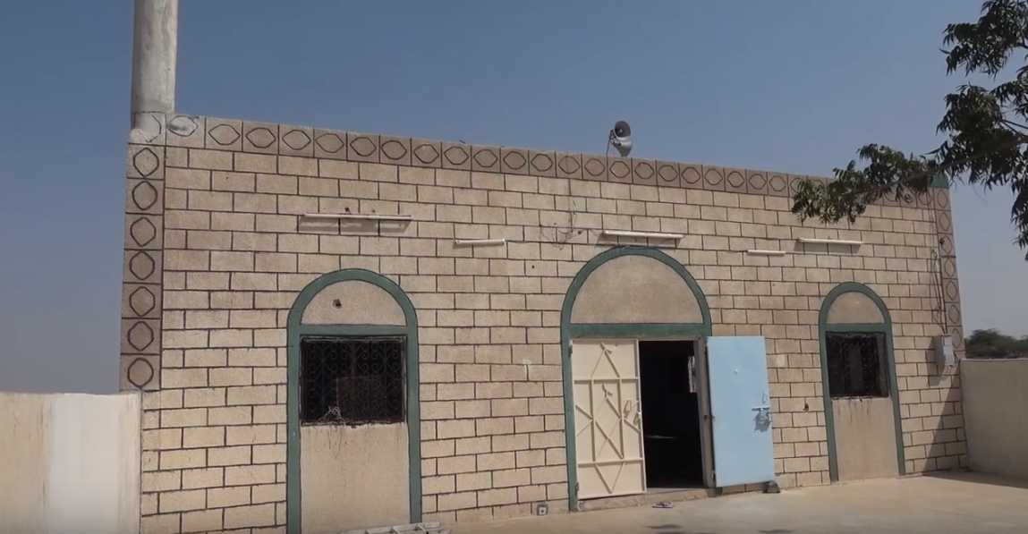 بالفيديو .. جماعة الحوثي الانقلابية تقصف المساجد والمنازل في التحيتا جنوب الحديدة