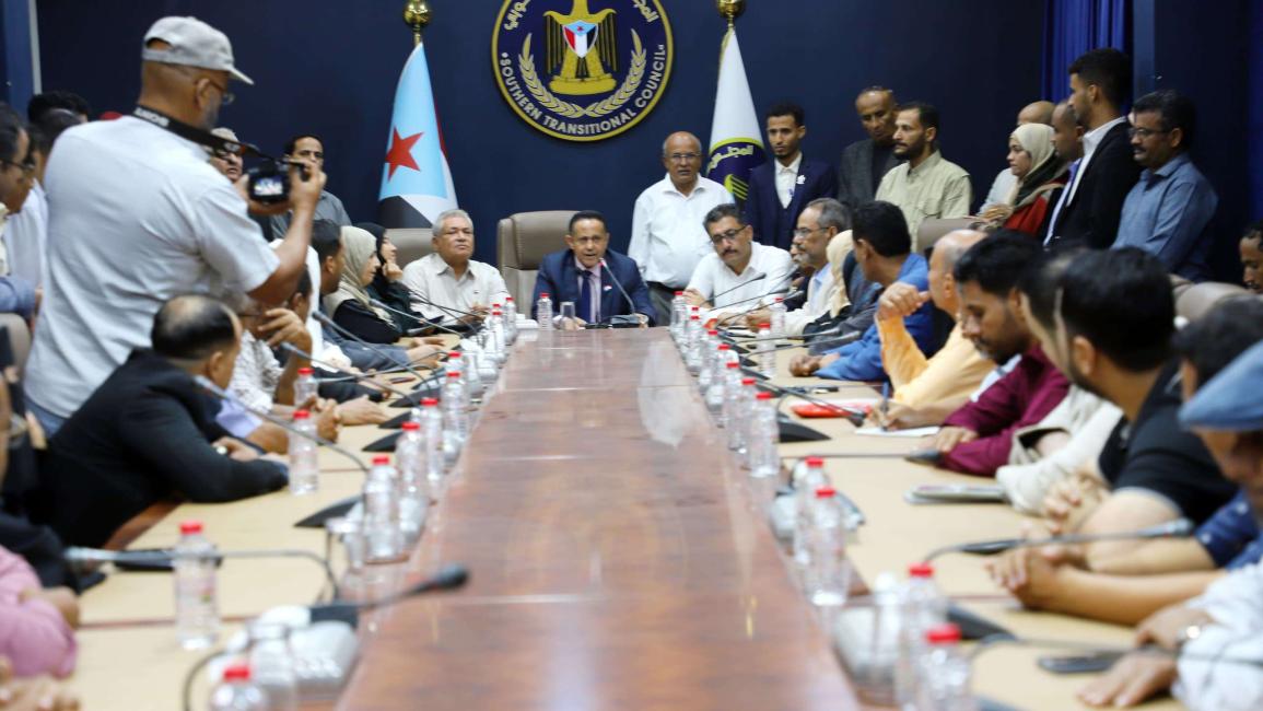 "الانتقالي المنحل" يحاول ترتيب أوضاعه: اجتماعات سياسية وتحشيد شعبي