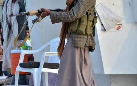 مسلح حوثي يقتل شقيقه رميا بالرصاص بصعدة في ظل تصاعد جرائم قتل الأقارب