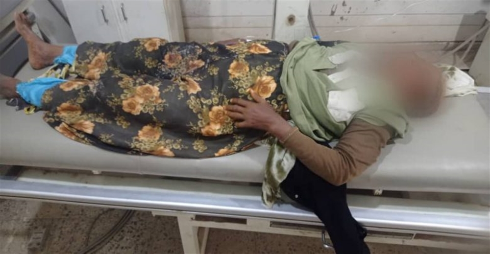 إصابة امرأة خمسينية  بنيران الحوثيين جنوبي الحديدة