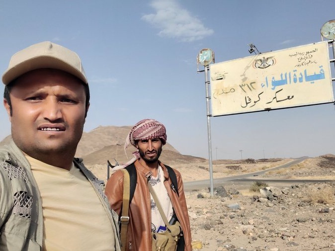 مراسل قناة اليمن من أمام معسكر كوفل أمس