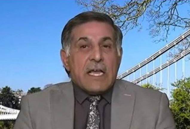 محلل عراقي يدعو الحوثيين لتسليم السلطة ويحذر من تداعيات التصعيد