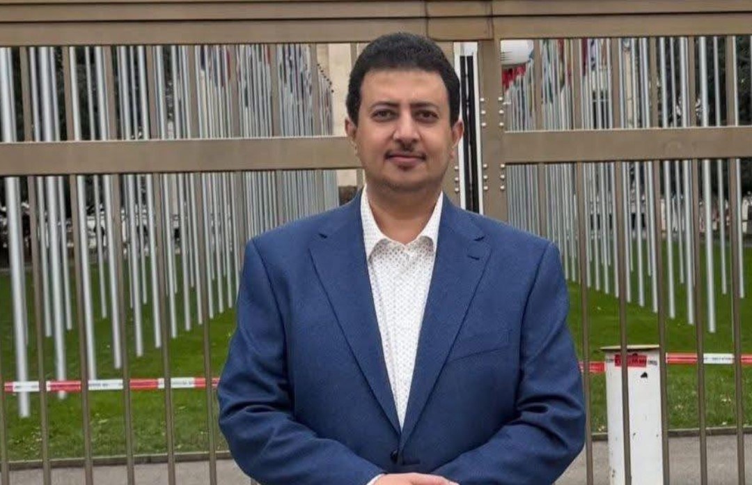 بعد أيام من الإفراج عن غازي الأحول.. الحوثيون يفرجون عن رامي عبدالوهاب محمود