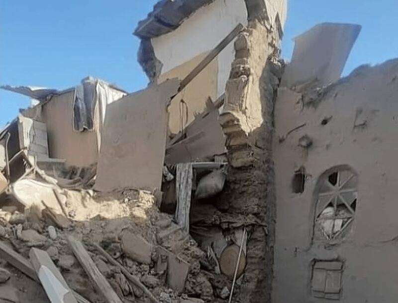 اعتبرتها في بيان مشترك "جريمة حرب جسيمة" :  120 منظمة تدين تفجير الحوثيين منازل على رؤوس ساكنيها في رداع