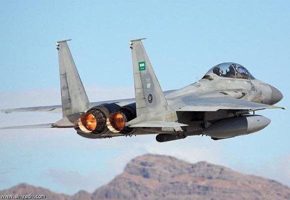 طيران التحالف يستهدف مواقع الحوثيين في جبل مراد