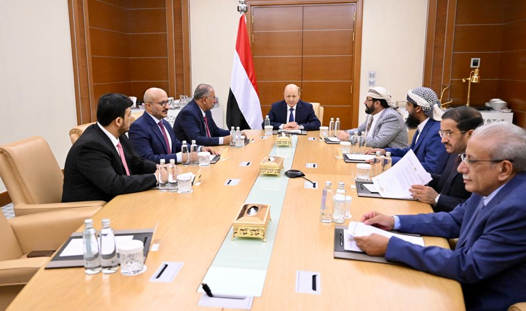 مجلس القيادة يجتمع في الرياض ويناقش اجراءات الإستقرار النقدي