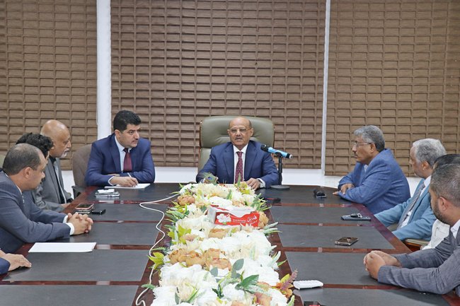 البنك المركزي يقاوم ضغوط البنوك وشركات الصرافة