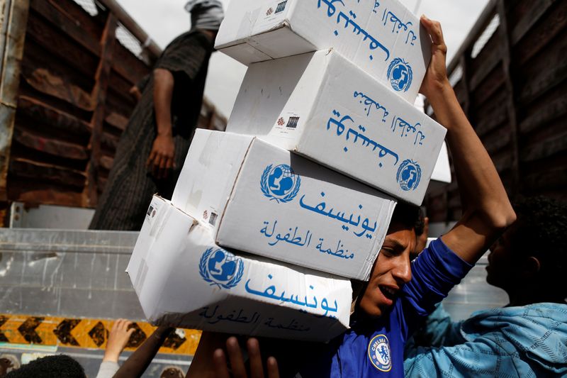 اليونيسف تحذر من وقوع 6 ملايين طفل يمني في المجاعة