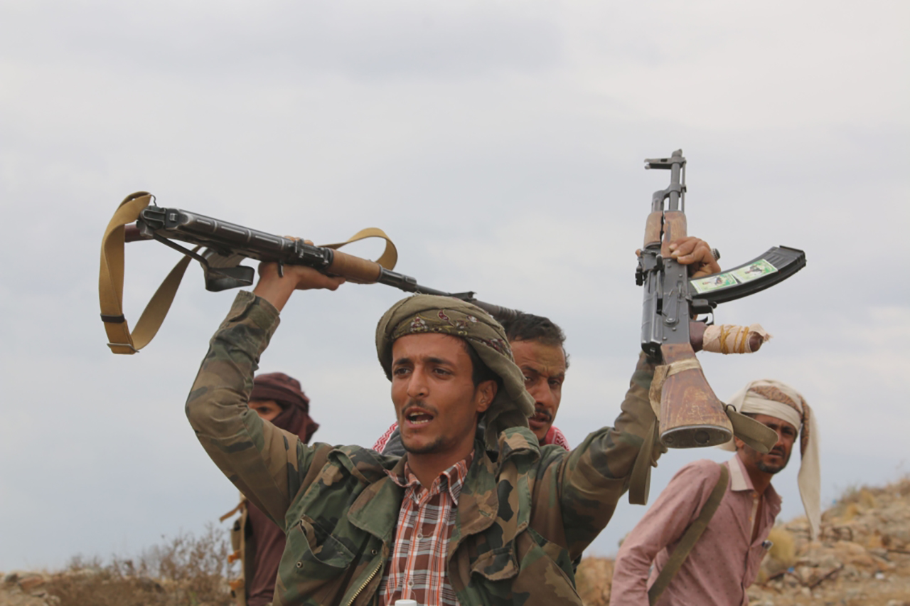 القوات المشتركة تصد هجمات للحوثيين في الضالع
